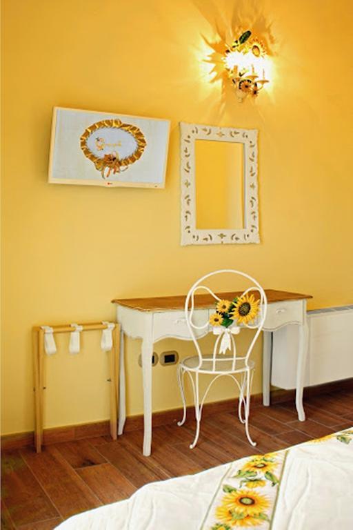La Maison Rosa Stella Lucera Cameră foto